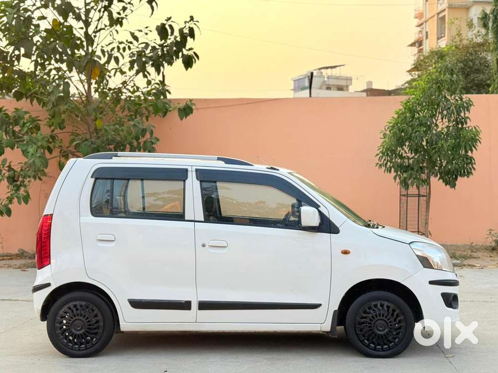 Maruti Suzuki Wagon R Vxi, 2015, Cng & Hybrids