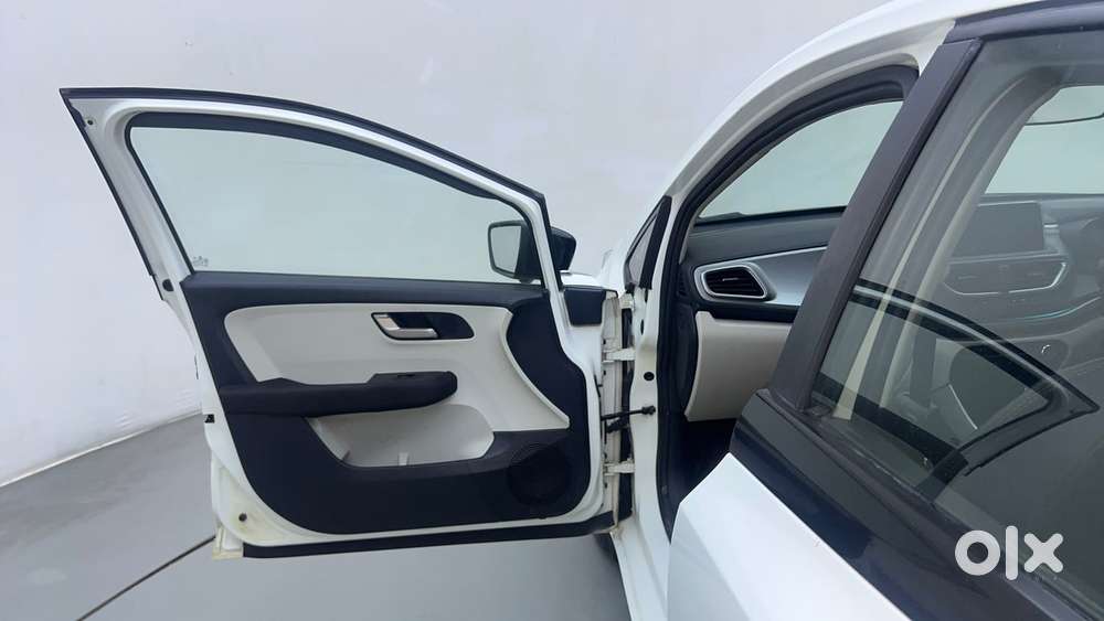 Tata Altroz Xz Plus (s) Diesel, 2023, Diesel