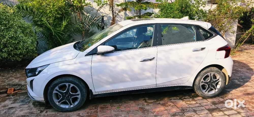 Hyundai I20 2024 Petrol 40000 Km Driven