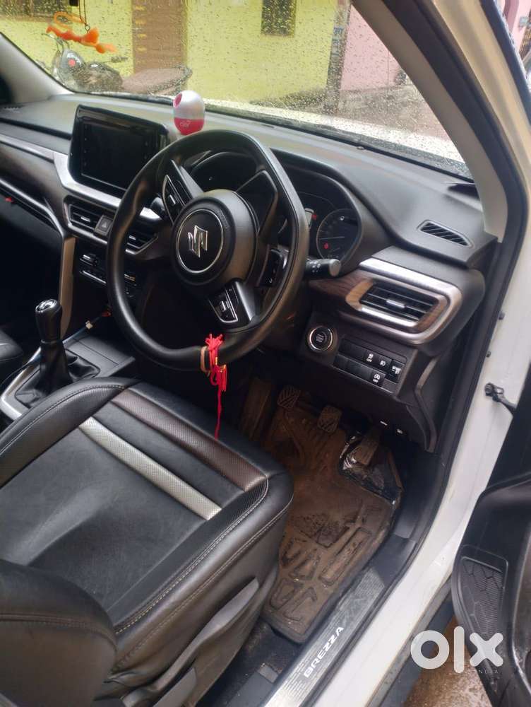 Maruti Suzuki Brezza 1.5 Zxi Plus Smart Hybrid, 2022, Petrol