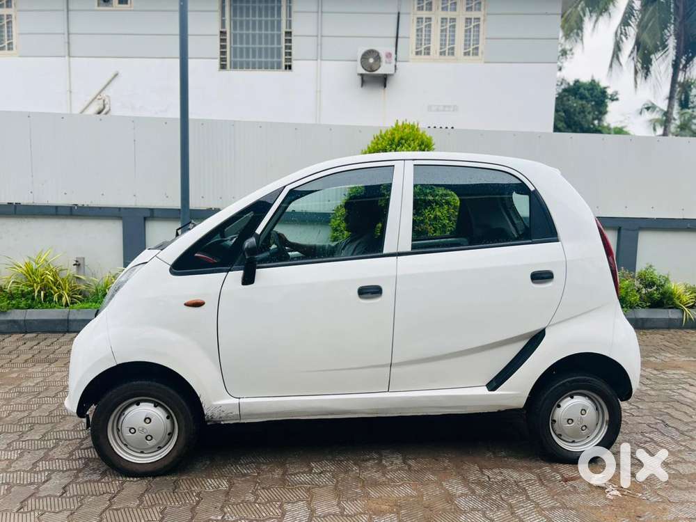 Tata Nano Xe, 2017, Petrol