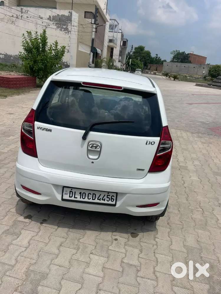 Hyundai I10 Sportz 2012 Automatic
