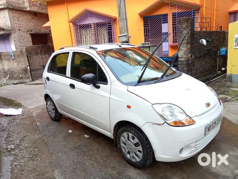 Chevrolet Spark 2011 Petrol Well Maintained
