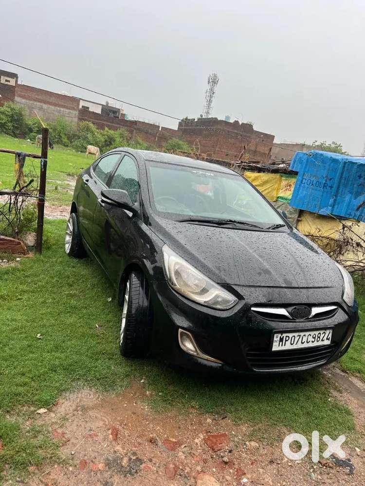 Hyundai Verna Fluidic 2013 Diesel Manual Wall Maintenan Car Good Look