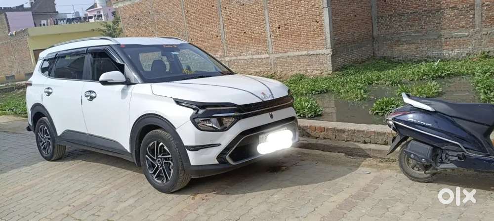 Kia Carens Prestige Plus 2023 Diesel Manual