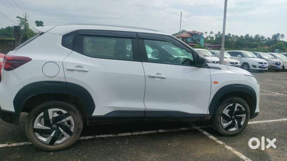 Nissan Magnite, 2023, Petrol