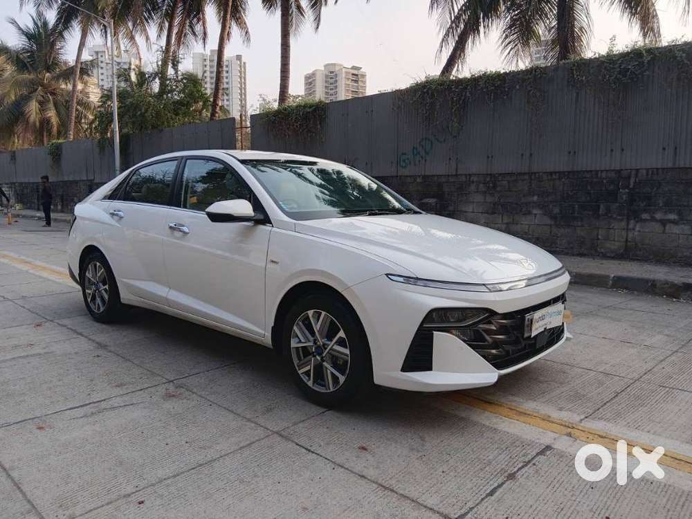 Hyundai Verna 1.5 Sx (o) Ivt, 2024, Petrol