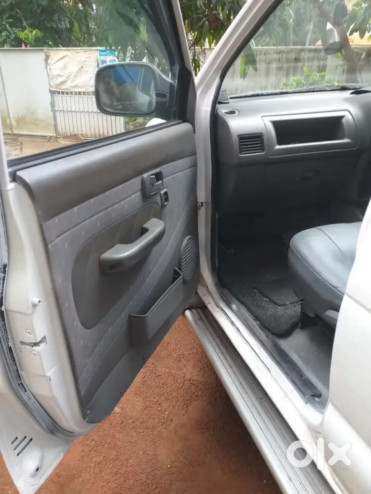 Chevrolet Tavera Neo 2005