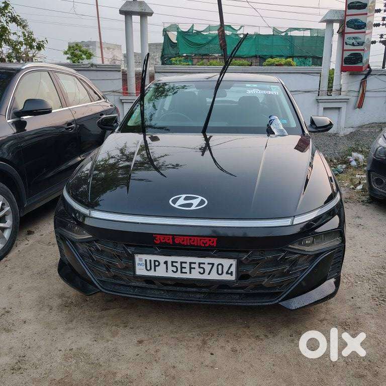Hyundai Verna 1.5 Sx Ivt, 2024, Petrol