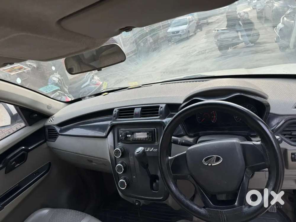 Mahindra Kuv 100 2016