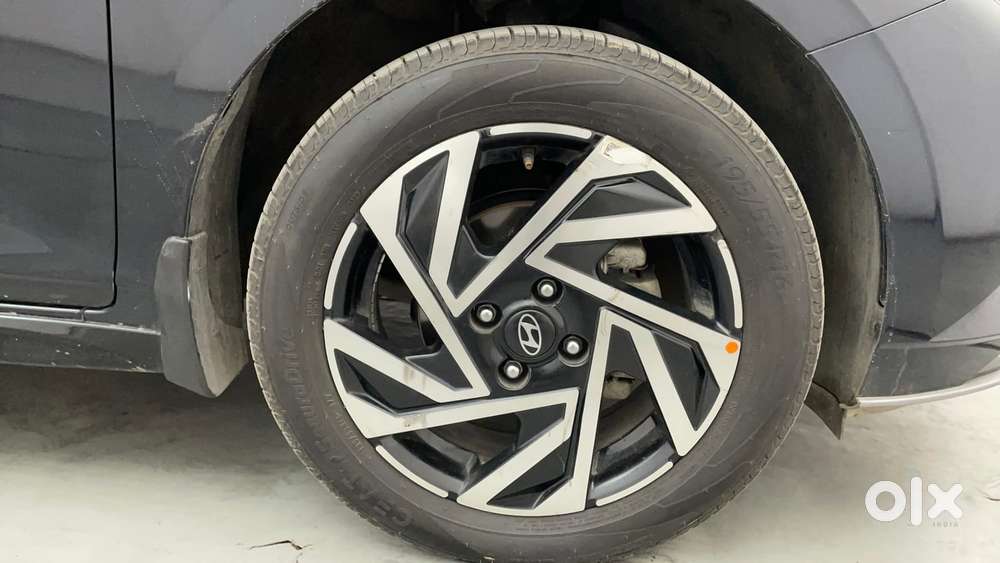 Hyundai New I20 1.2 Asta (o) Ivt, 2024, Petrol
