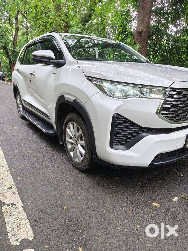 Toyota Innova Hycross 2.0 Vx Hybrid 7 Str, 2025, Petrol