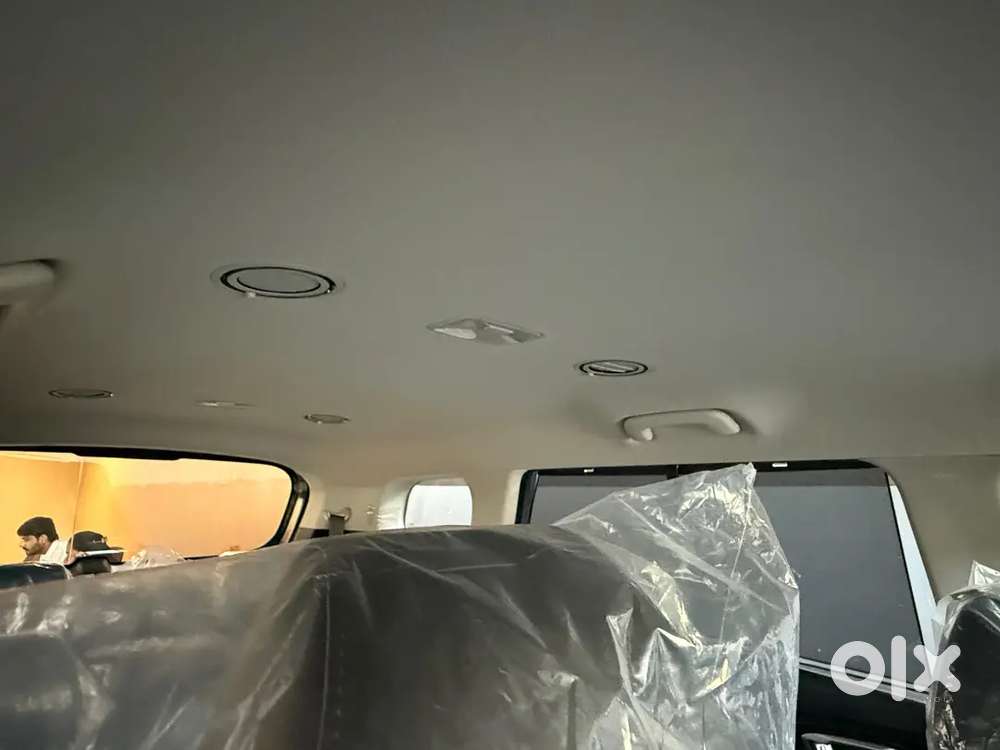 Kia Carens Clavis 2025 Petrol 2000 Km Driven