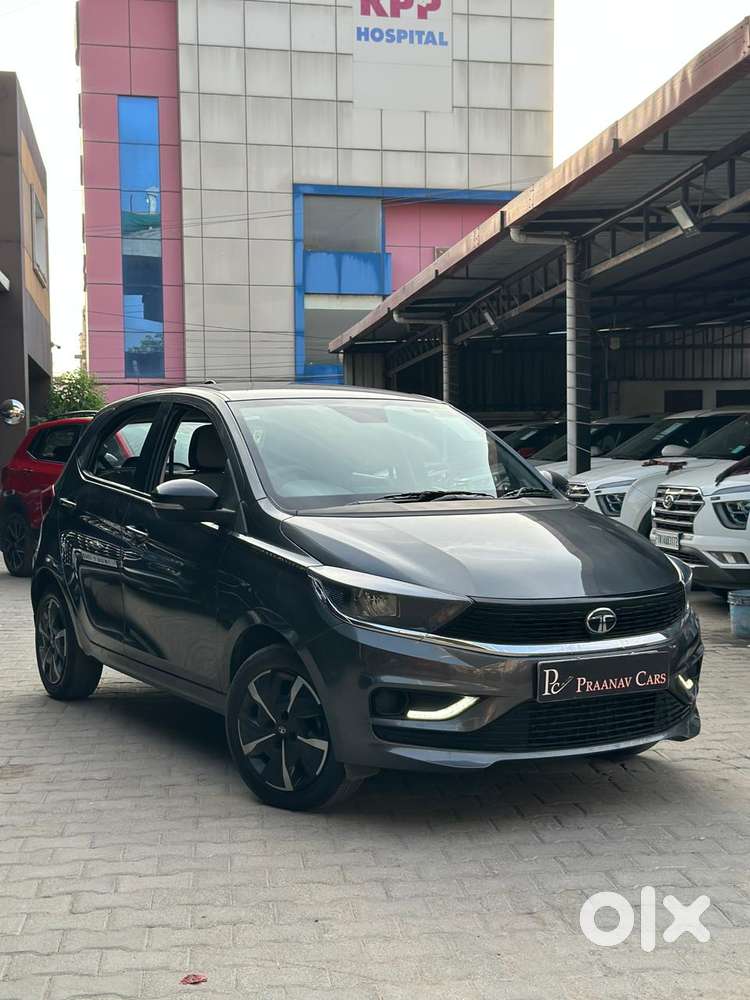 Tata Tiago 1.2 Revotron Xza, 2025, Petrol