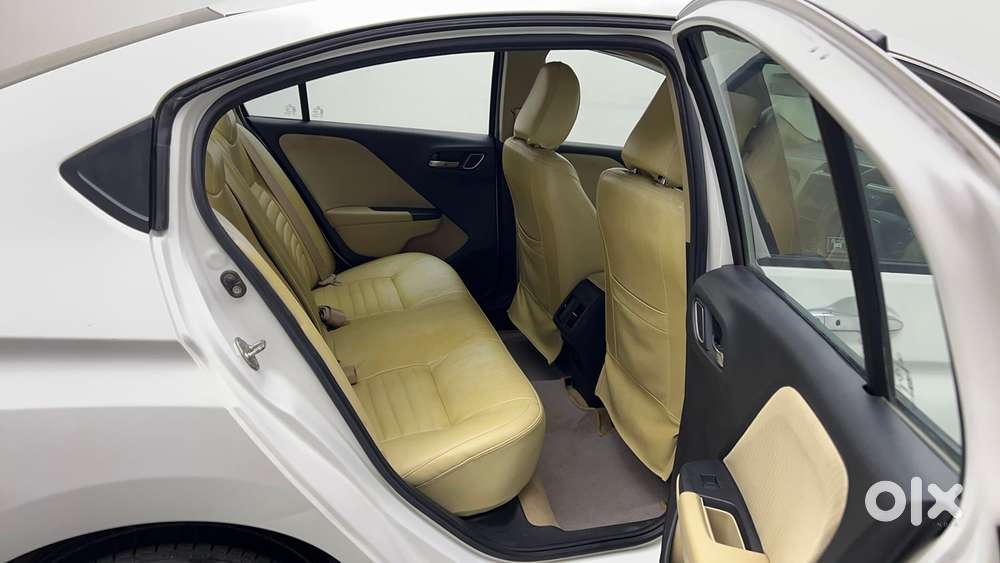 Honda City 1.5 V 4th Gen I-vtec Mt, 2022, Petrol