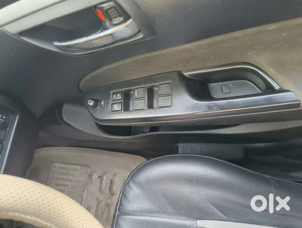 “maruti Suzuki Swift Vxi 2015 White  40k Driven  Insurance Valid”