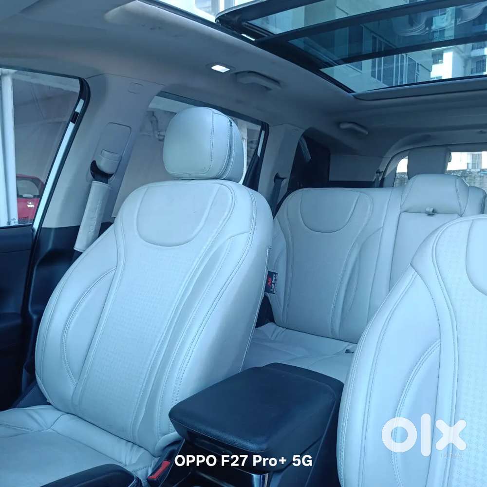 Mahindra Xuv700 2024 Diesel 50000 Km Driven