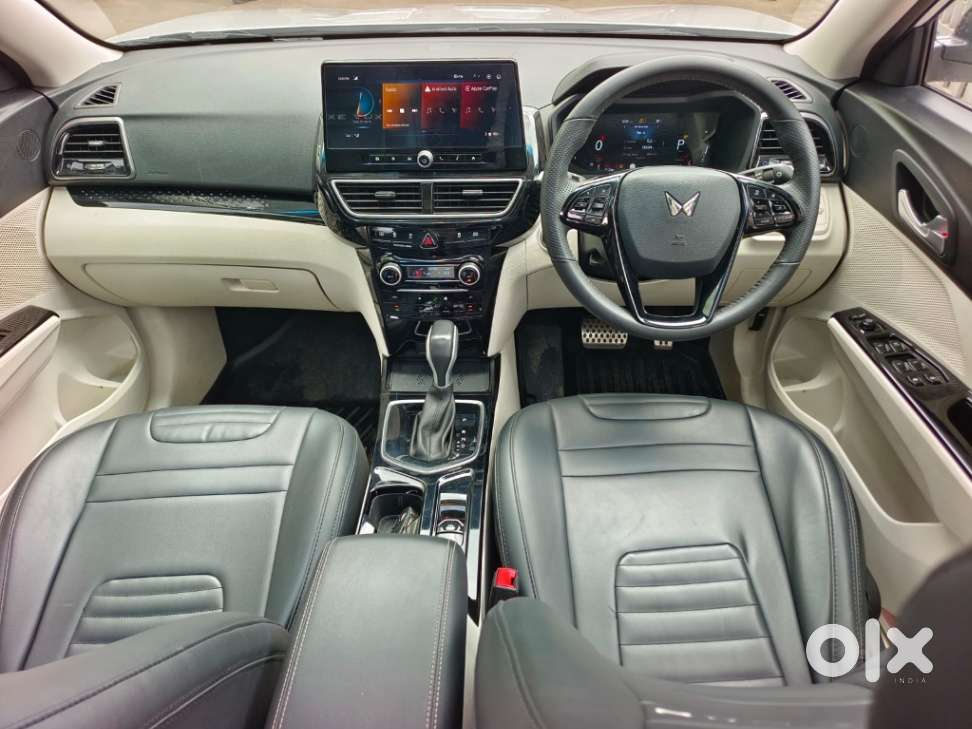 Mahindra Xuv 3xo Ax5l 1.2 Petrol At, 2024, Petrol
