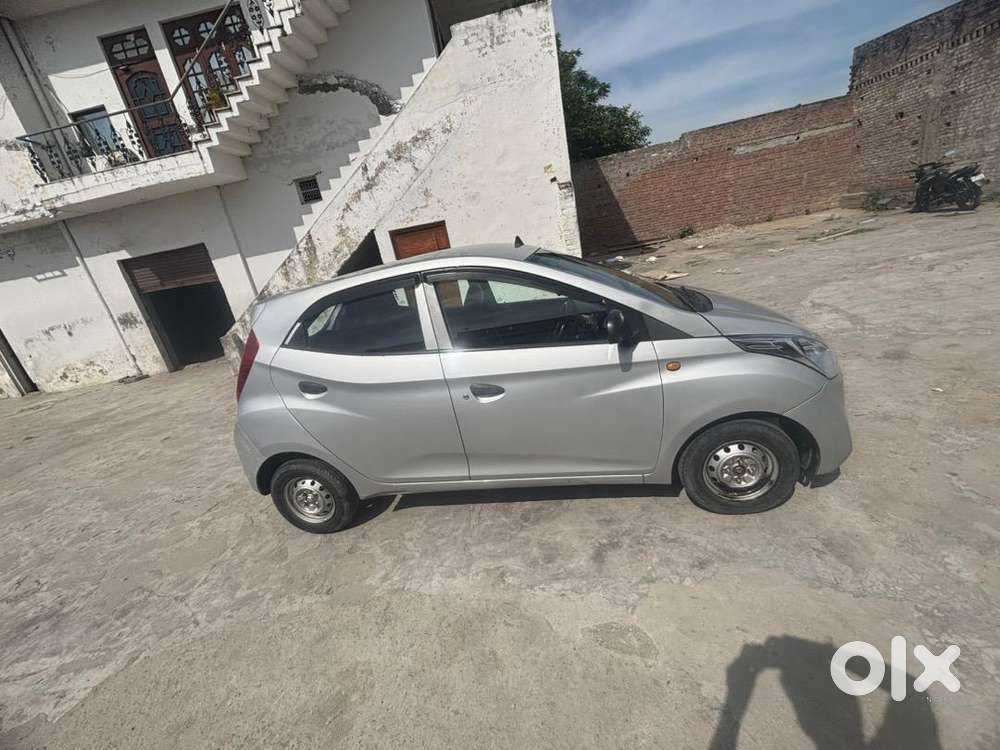 Hyundai Eon 2012 Petrol Well Maintained