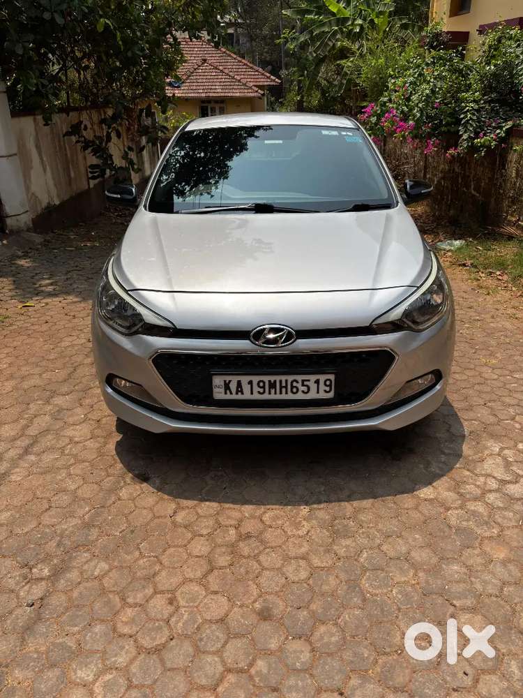 Hyundai I20 Asta 2017 Single Owner Showroom Maintained