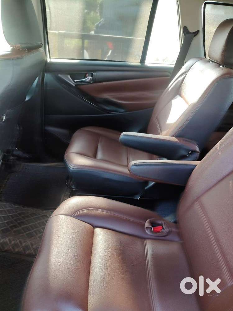 Toyota Innova Crysta 2022