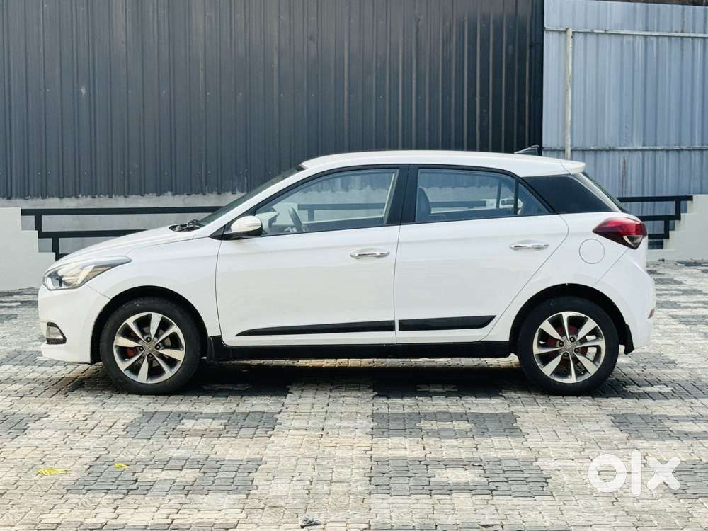 Hyundai Elite I20 Sportz (o) 1.2, 2014, Petrol