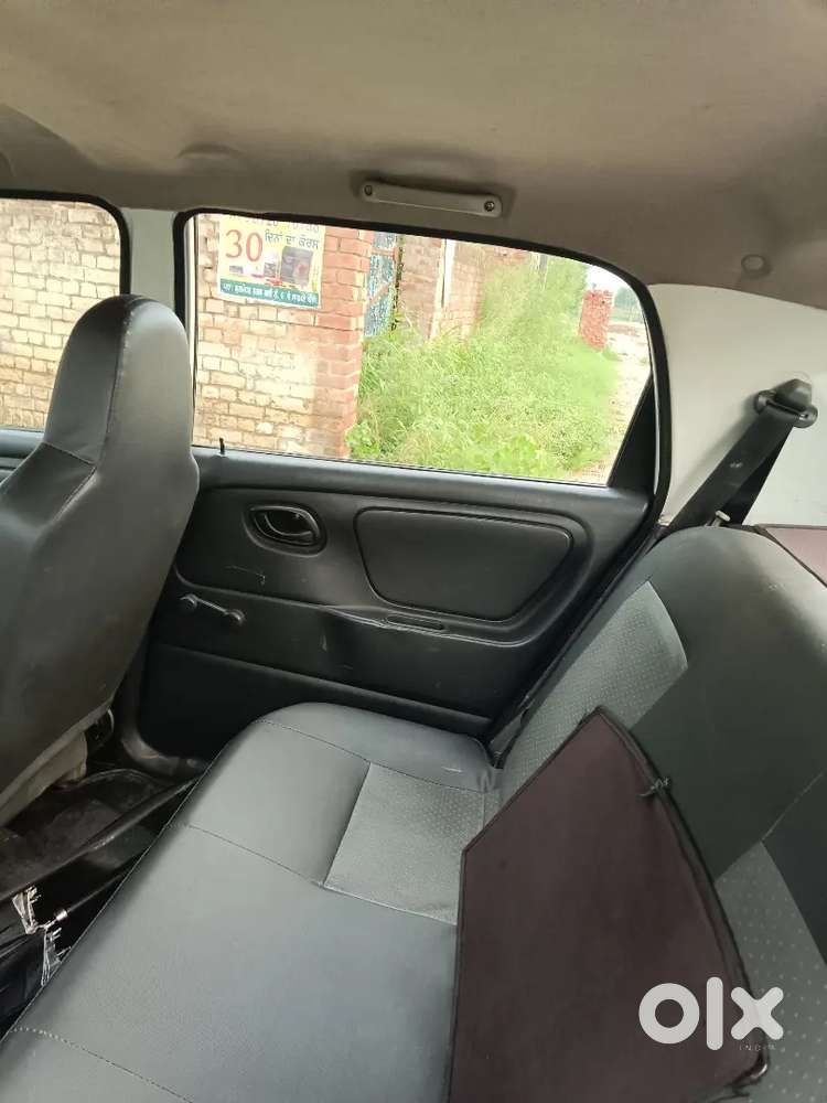 Maruti Suzuki Alto 2011 Petrol Manual