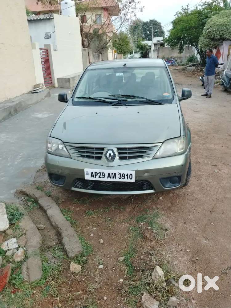 Mahindra Renault Logan 2010