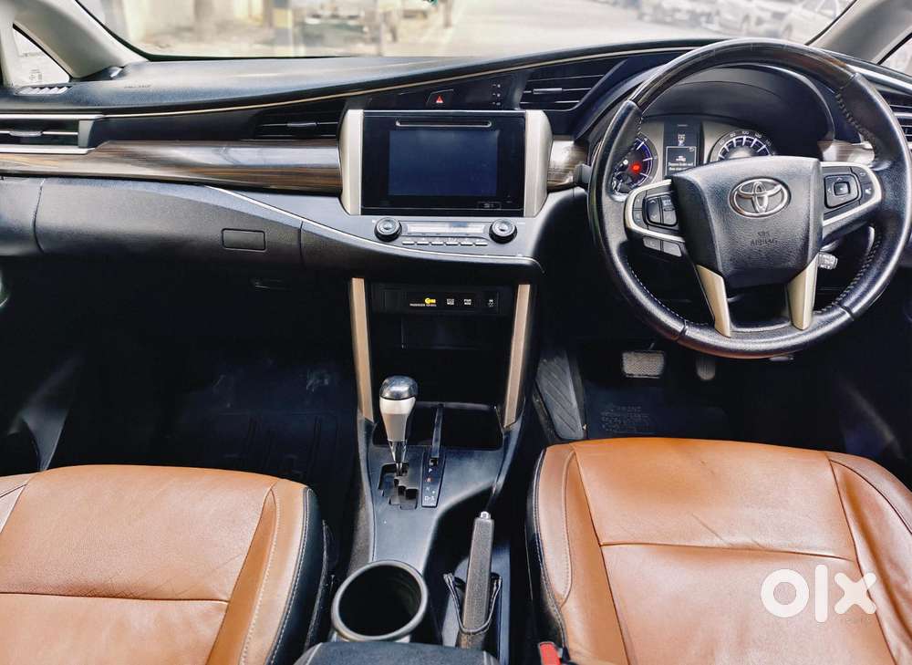 Toyota Innova Crysta 2.8z Automatic, 2019, Diesel