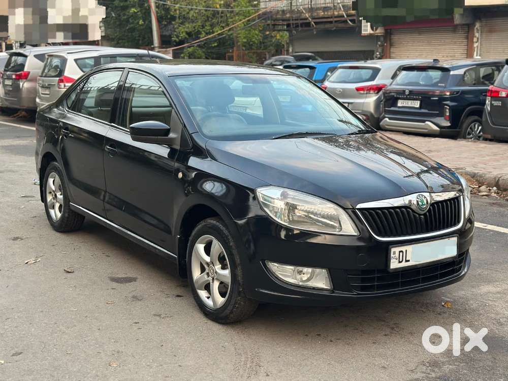 Skoda Rapid 1.6 Elegance Plus Mpi At, 2012, Petrol