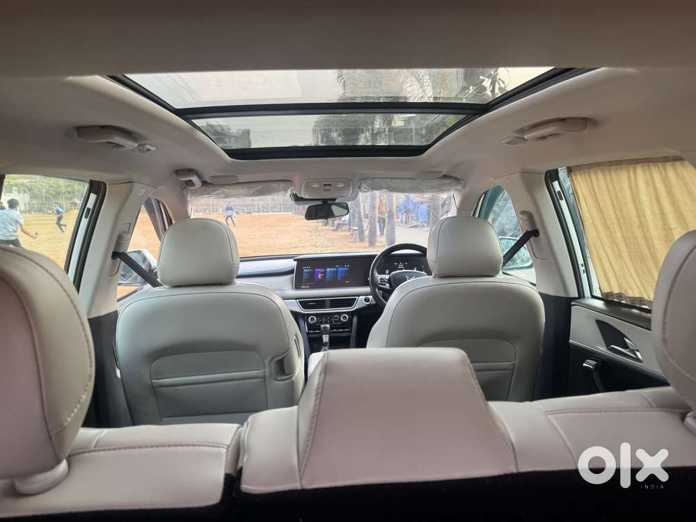 Mahindra Xuv700 2.2 Ax 7 Diesel At Luxury Pack Str, 2023, Diesel