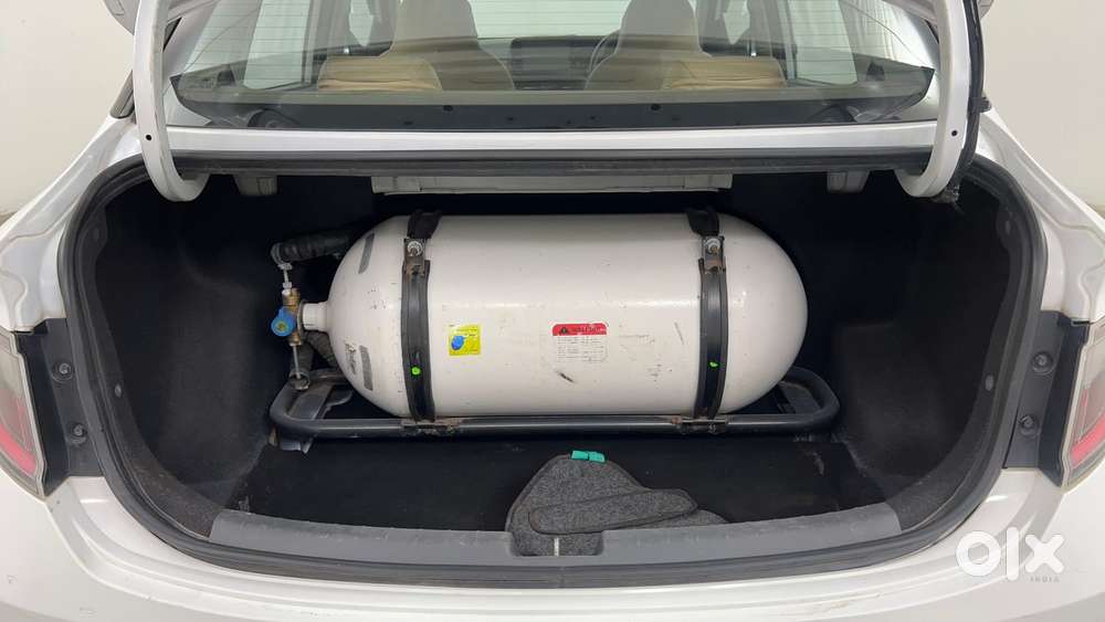 Hyundai Aura 1.2 Sx Cng, 2023, Cng & Hybrids