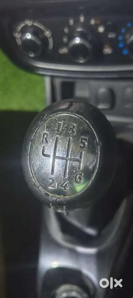Duster Top Model Diesel Wit 6 Speed Mt, Fwd