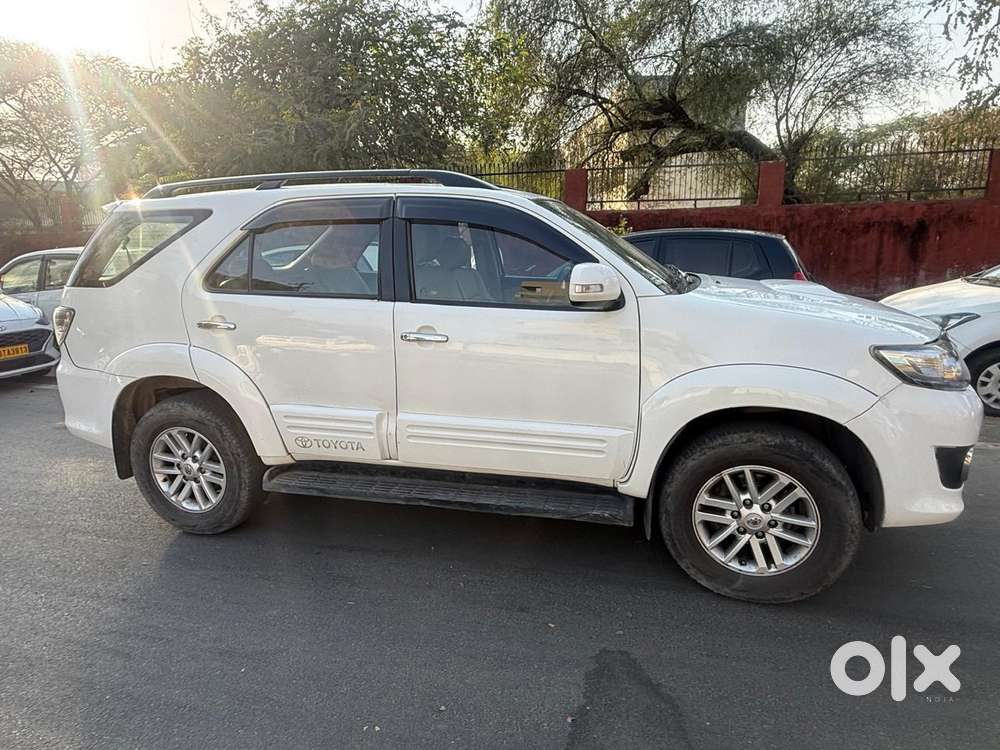Toyota Fortuner 4x2 Mt 2.8 Diesel, 2015, Diesel