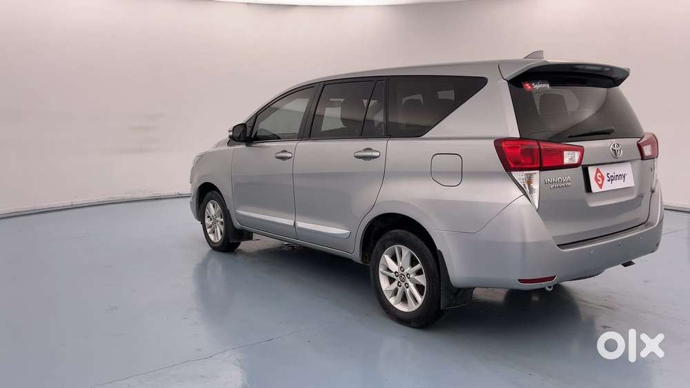 Toyota Innova Crysta [2016-2020] 2.4 Gx At 8 Str, 2016, Diesel