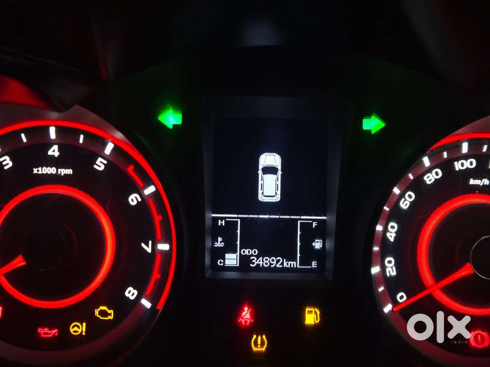 Mahindra Xuv300 W8 Option, 2022, Petrol