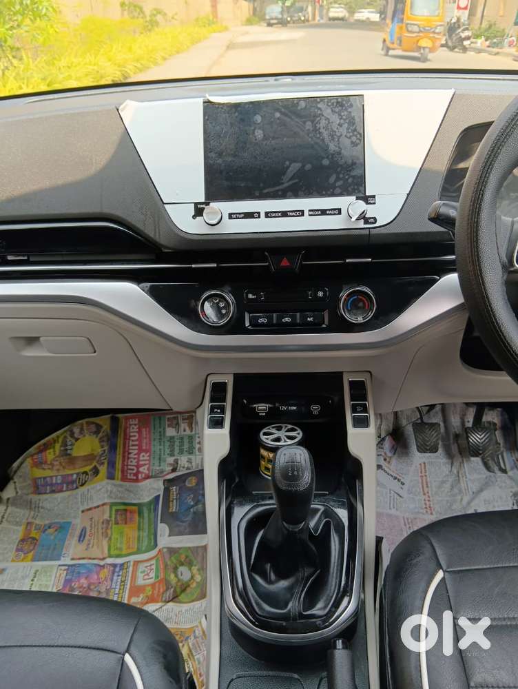 Kia Carens 1.5 Prestige 7 Str, 2023, Petrol