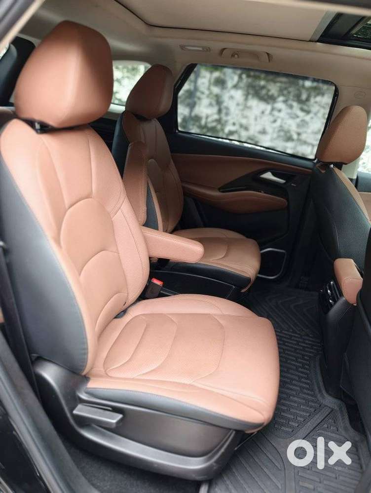 Mg Hector Plus Savvy Pro 1.5 Turbo Petrol Cvt 6 Str, 2024, Petrol