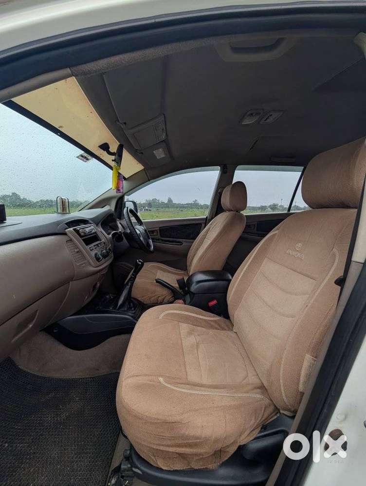 Toyota Innova 2.5 G (diesel) 7 Seater, 2016, Diesel