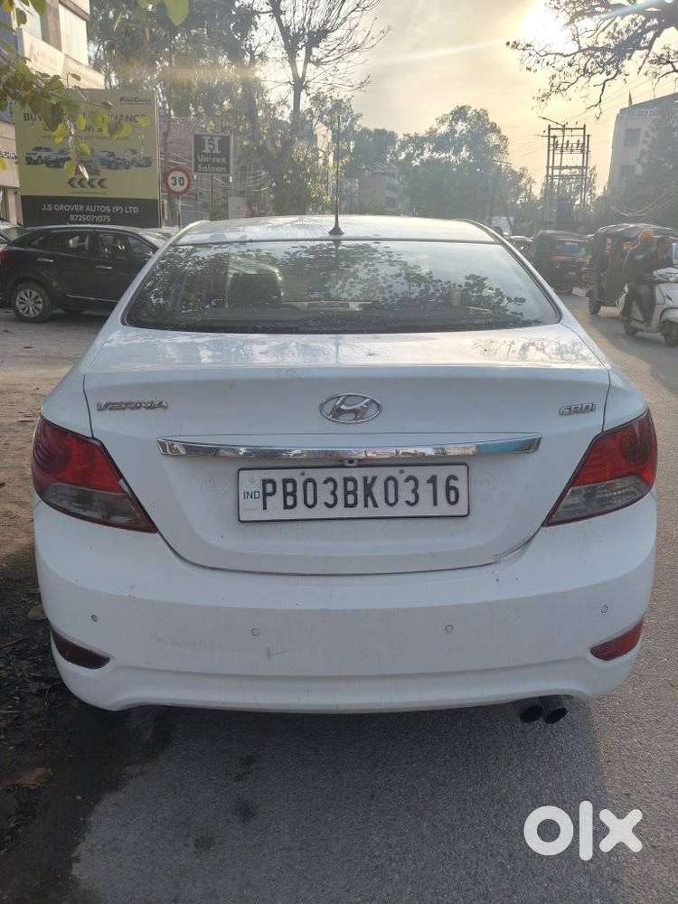 Hyundai Verna, 2014, Diesel