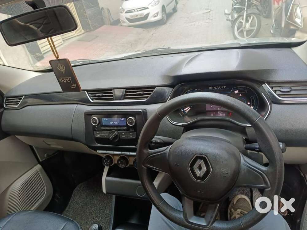 Renault Triber Rxl, 2020, Petrol