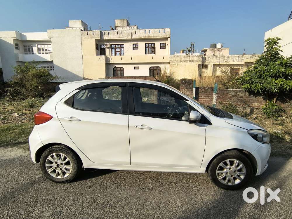 Tata Tiago 1.2 Revotron Xz, 2016, Petrol