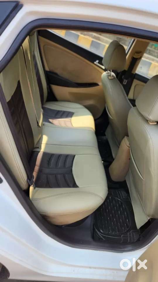 Hyundai Verna Fluidic 1.6 Vtvt Sx Opt, 2015, Petrol
