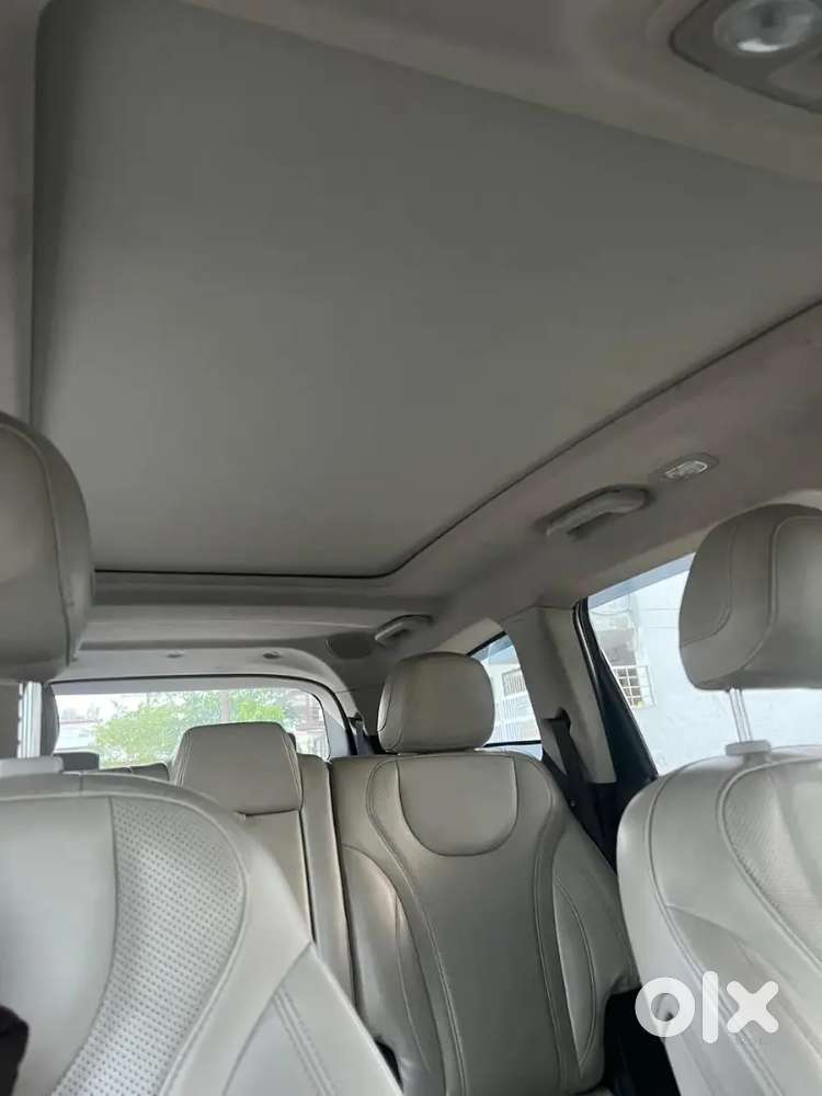 Mahindra Xuv700 2024 Petrol 39000 Km Driven