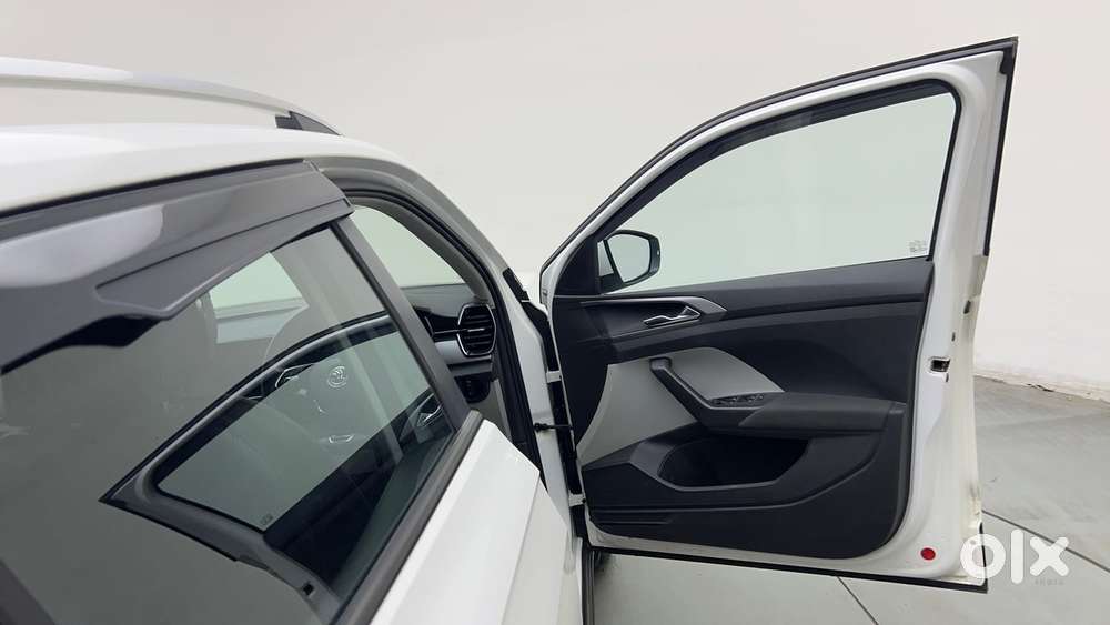 Skoda Kushaq Ambition 1.0l Tsi Mt, 2023, Petrol