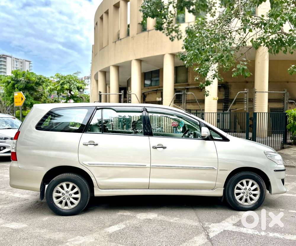 Toyota Innova 2.0 V, 2013, Diesel