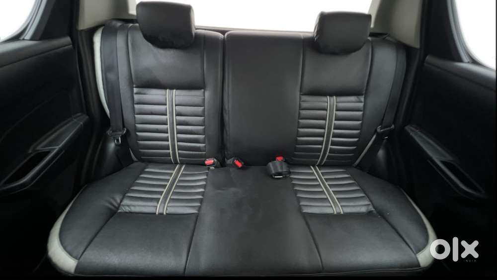 Maruti Suzuki Swift 1.2 Lxi (o), 2017, Petrol