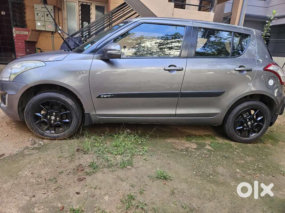 Maruti Suzuki Swift Vxi 2017