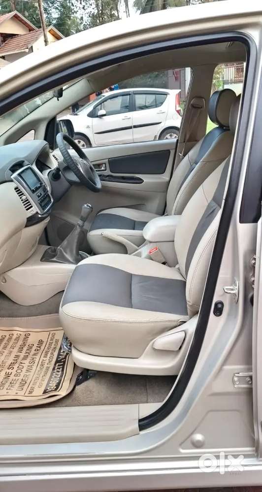 Toyota Innova 2014 Diesel Well Maintained