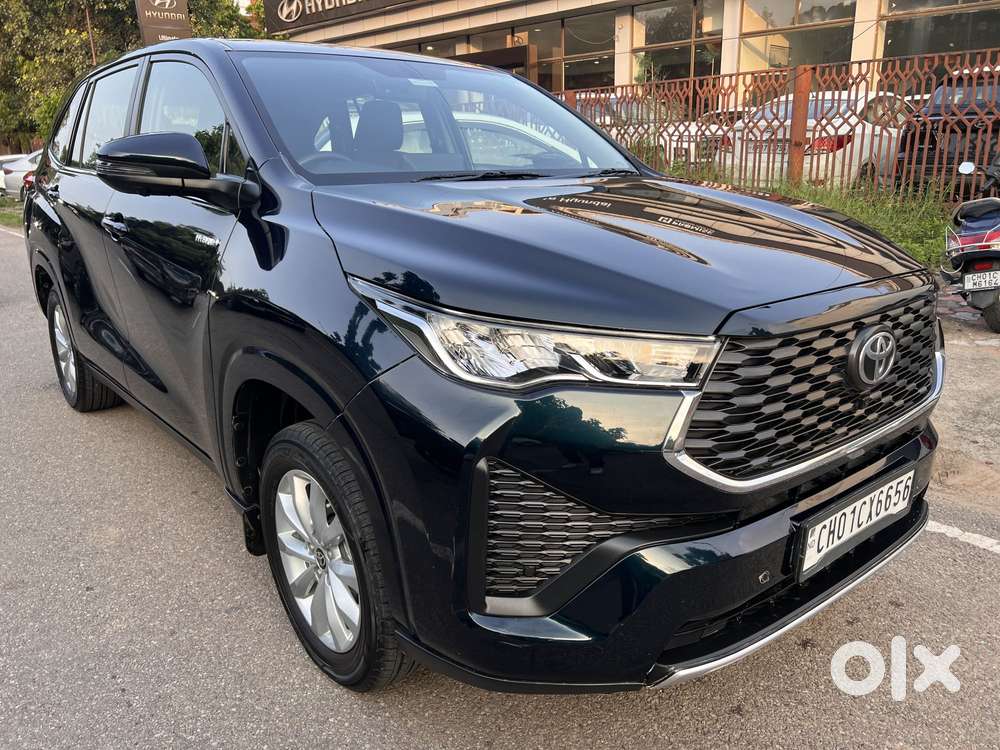 Toyota Innova Hycross 2.0 Vx Hybrid 8 Str, 2024, Cng & Hybrids